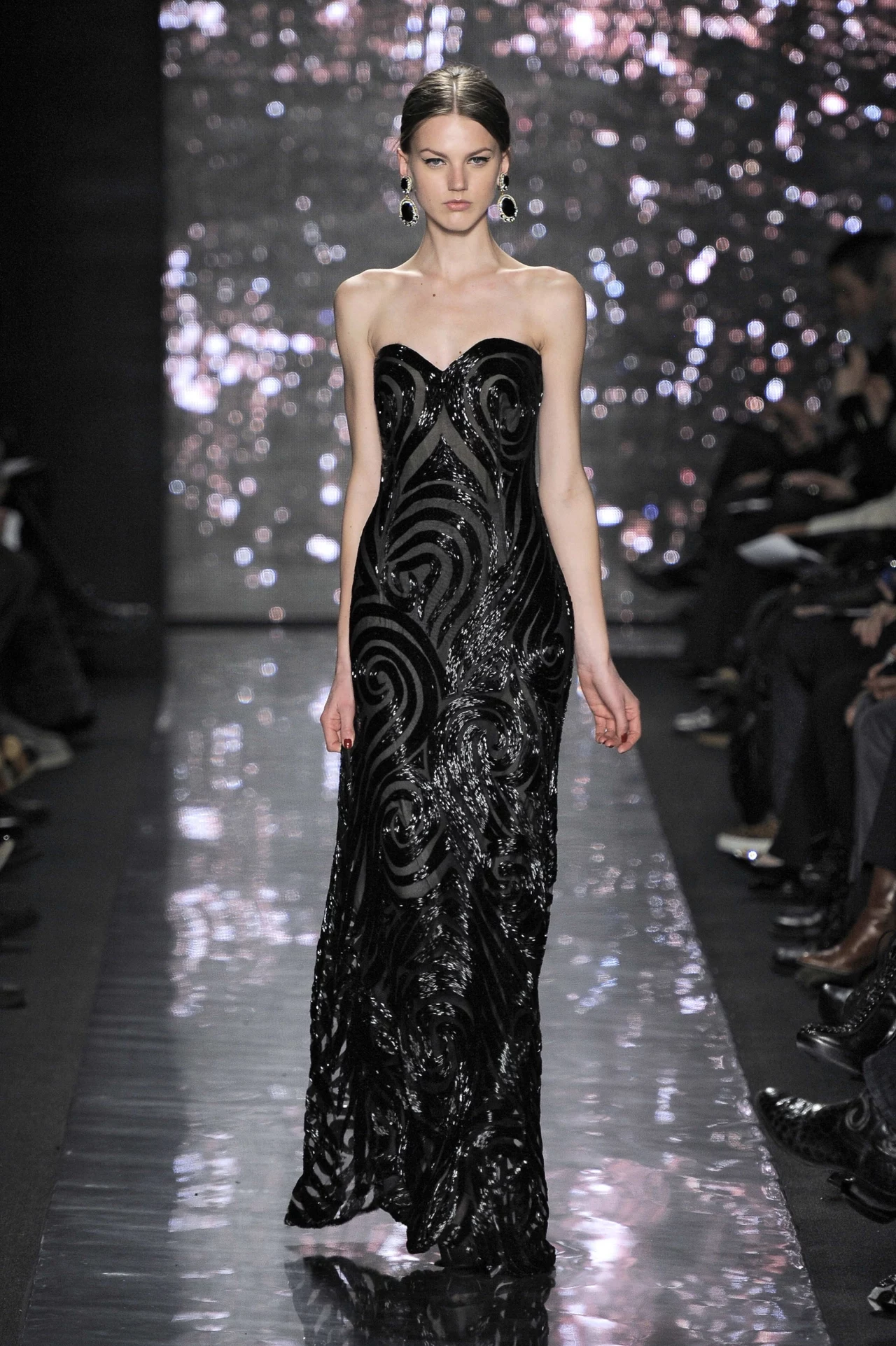 Projekt: Naeem Khan Projekt: Naeem Khan
