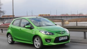 Mazda 2 1.5 Sport - zawodniczka wagi lekkiej.