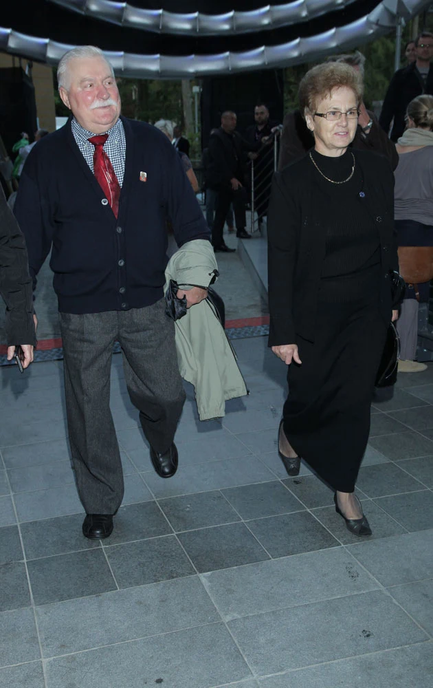 Danuta i Lech bardzo się od siebie oddalili Danuta i Lech bardzo się od siebie oddalili