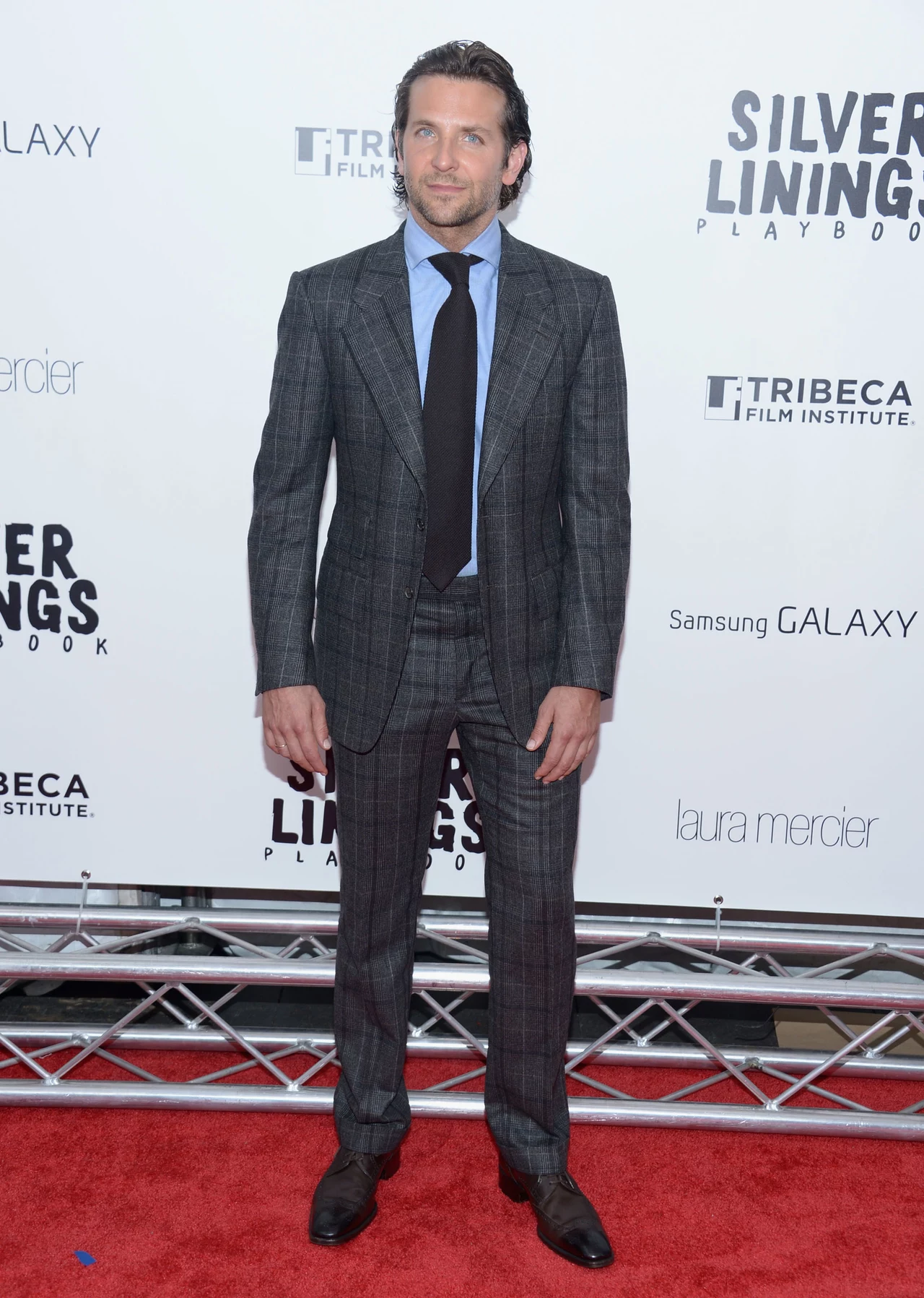Bradley Cooper i Zoe Saldano zaręczyli się. Bradley Cooper i Zoe Saldano zaręczyli się.