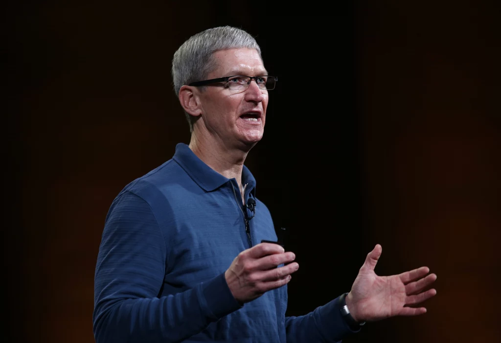 Jak na szefa z branży IT, Tim Cook zarabia całkiem skromnie