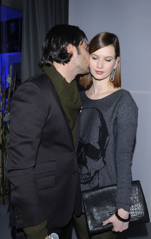 Olivier Janiak i Karolina Malinowska uchodzą za jedną z najładniejszych par w polskim show-biznesie Olivier Janiak i Karolina Malinowska uchodzą za jedną z najładniejszych par w polskim show-biznesie