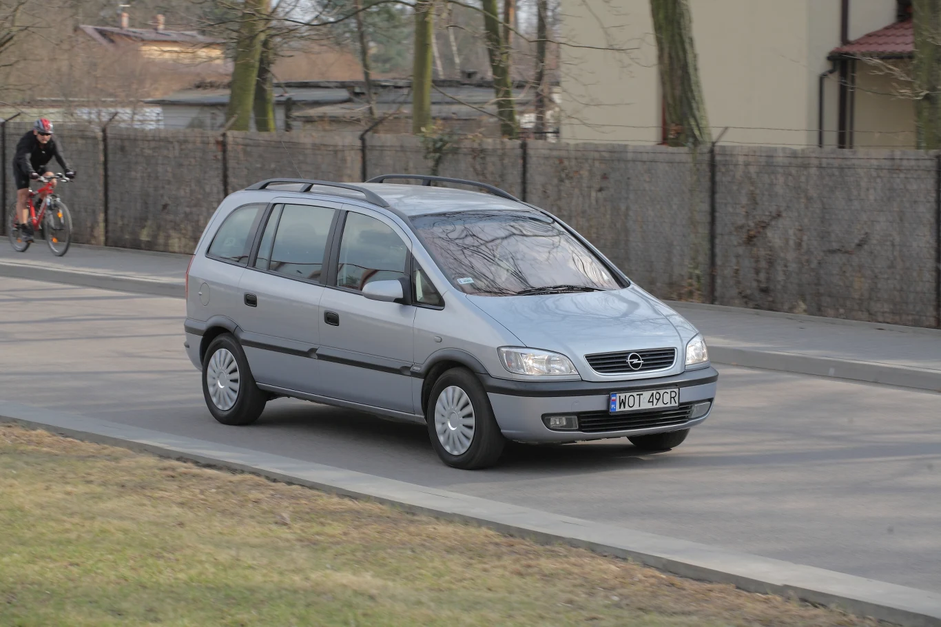 Polecamy bogato wyposażone wersje Elegance oraz OPC Line, która ma dodatkowo sportowe zawieszenie.