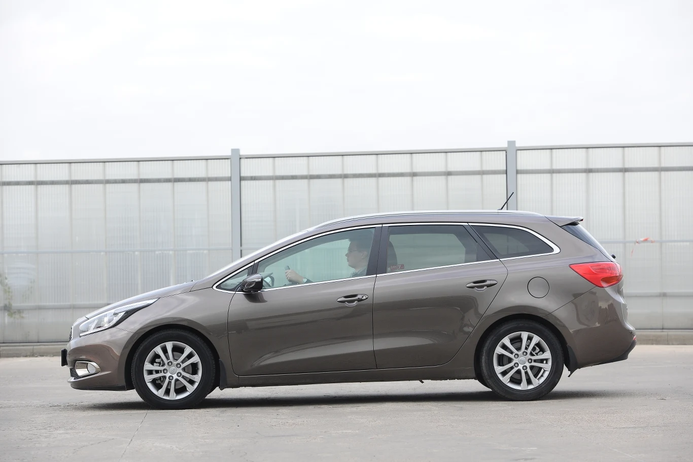 Trudno zarzucić temu kombi użytkowy charakter.