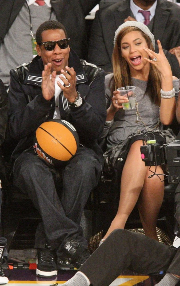 Beyonce i Jay-Z na meczu.