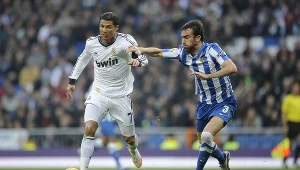 Cristiano Ronaldo (z lewej)
