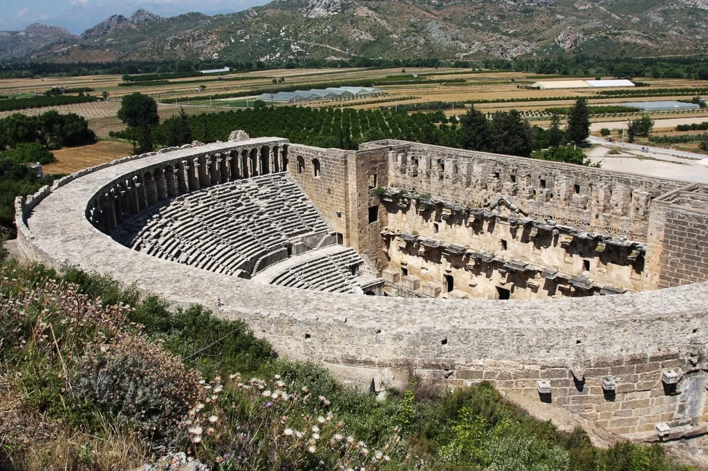 Ruiny starożytnego teatru w Aspendos