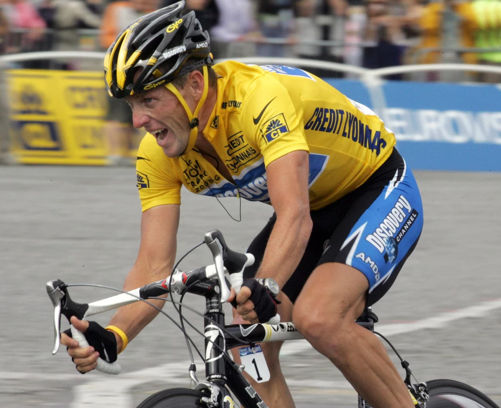 Lance Armstrong podczas Tour de France w 2005 roku Lance Armstrong podczas Tour de France w 2005 roku