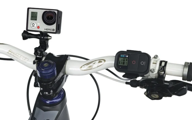 GoPro Hero można umieścić w różnych miejscach - rozwiązań są dziesiątki GoPro Hero można umieścić w różnych miejscach - rozwiązań są dziesiątki