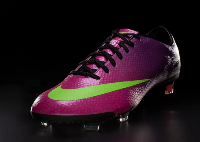 Nike Mercurial IX w kolorze Fireberry