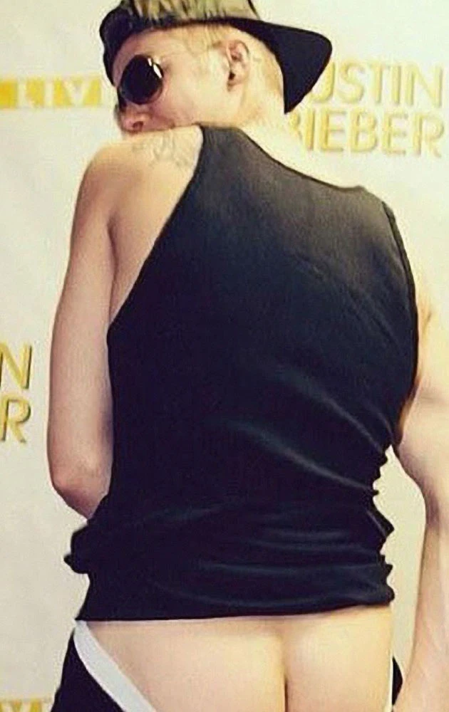 Kontrowersyjne zdjęcie, które Justin Bieber opublikował na Twitterze Kontrowersyjne zdjęcie, które Justin Bieber opublikował na Twitterze