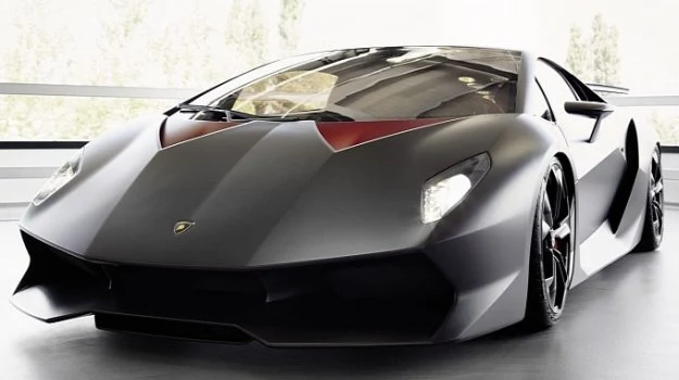 Prototyp Lamborghini Sesto Elemento debiutował jesienią 2010 roku.