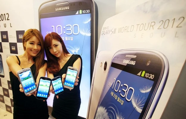 Galaxy S III zapewnił Samsungowi dominację na rynku smartfonów w 2012 roku - teraz Azjaci rozdają karty w świecie telefonów Galaxy S III zapewnił Samsungowi dominację na rynku smartfonów w 2012 roku - teraz Azjaci rozdają karty w świecie telefonów