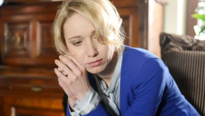 trochę trudniej. Ale ja akurat nie narzekam – śmieje się aktorka. W roli Agaty Roguskiej w „Komisarzu Aleksie” zobaczymy Joannę już w marcu, kiedy to na antenie TVP 1 pojawią się premierowe odcinki serialu.