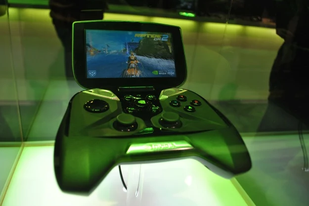 Project Shield zaprezentowany na targach CES 2013 Project Shield zaprezentowany na targach CES 2013