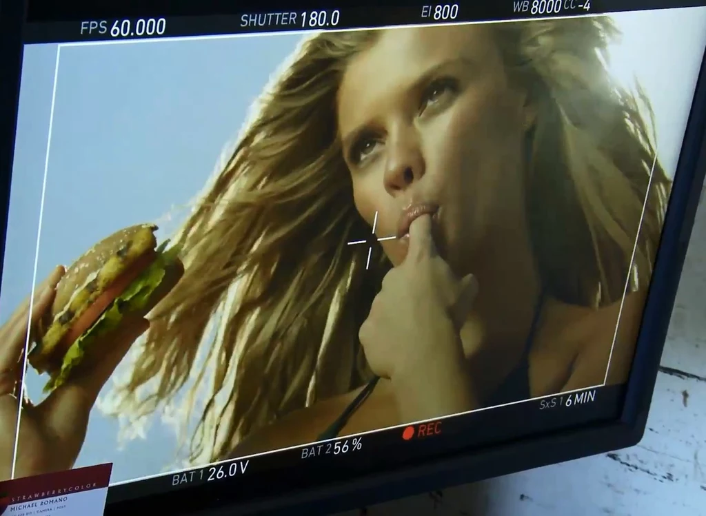 Nina Agdal w reklamie burgerów Carl's Jr. & Hardee's 