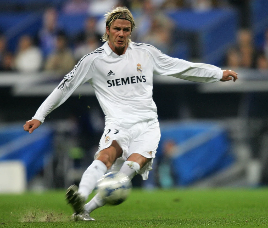 Anglik w swojej karierze bronił barw Manchesteru United, Realu Madryt, AC Milan i Los Angeles Galaxy, a teraz jest blisko podpisania umowy z francuskim Paris Saint Germain.