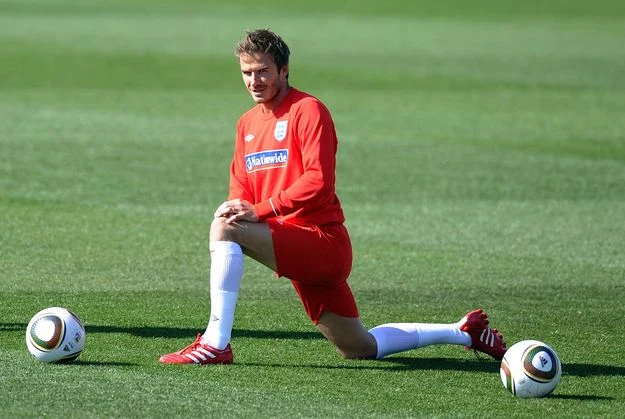 Anglik w swojej karierze bronił barw Manchesteru United, Realu Madryt, AC Milan i Los Angeles Galaxy, a teraz jest blisko podpisania umowy z francuskim Paris Saint Germain.