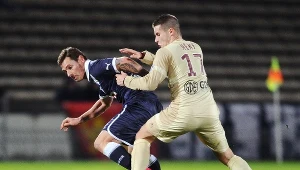 Ludovic Obraniak (z lewej) kontra Loris Nery