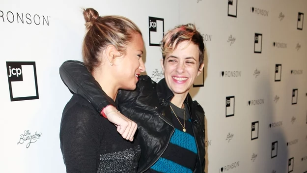 Samantha i Charlotte Ronson