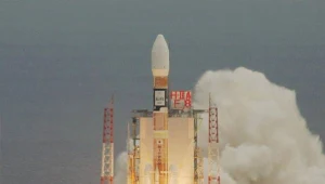 Rakieta zaraz po starcie spadła do oceanu