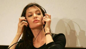 Czy Angelina Jolie się relaksuje?