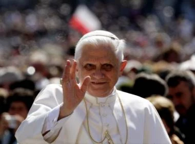 Polacy musieli trochę poczekać na pierwsze słowa Benedykta XVI po polsku Polacy musieli trochę poczekać na pierwsze słowa Benedykta XVI po polsku