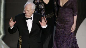 Robert Altman podczas odbierania Oscara za całokształt twórczości