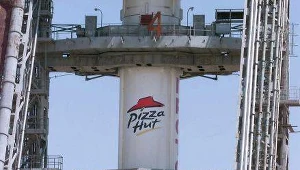 Za odpowiednią cenę na rosyjskiej rakiecie można zamieścić swoją reklamę