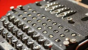 Brytyjscy naukowcy walczą o pamięć o Enigmie