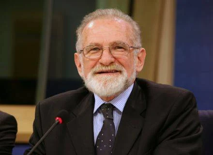 Na zdjęciu Bronisław Geremek Na zdjęciu Bronisław Geremek