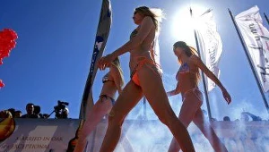 Szczęśliwe kobiety chodzą inaczej