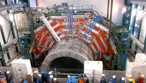 Wielki Zderzacz Hadronów zatrzymany