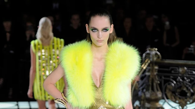 Zuzanna Bijoch w pokazie Versace - Fashion Week Haute Couture - wiosna/lato 2013