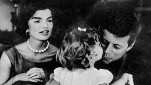 John i Jackie Kennedy z córką