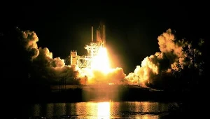 Discovery przycumował do ISS