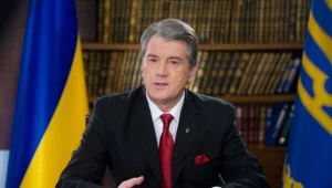 Wiktor Juszczenko w styczniu nadał Banderze tytuł Bohatera Ukrainy