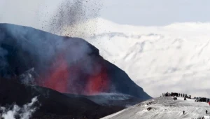 Islandzki wulkan Eyjafjallajoekull