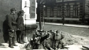 Walki na ulicach Warszawy w maju 1926 r., fot. z archiw. Wojciech Krynski