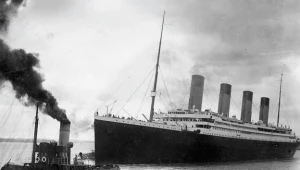 Titanic po wypłynięciu z portu