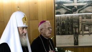 Patriarcha moskiewski i całej Rusi Cyryl I oraz abp Józef Michalik