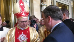 Bp Wiesław Mering i Bronisław Komorowski, fot. Lech Charewicz