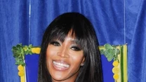 Jak podoba ci się stylizacja Naomi Campbell?