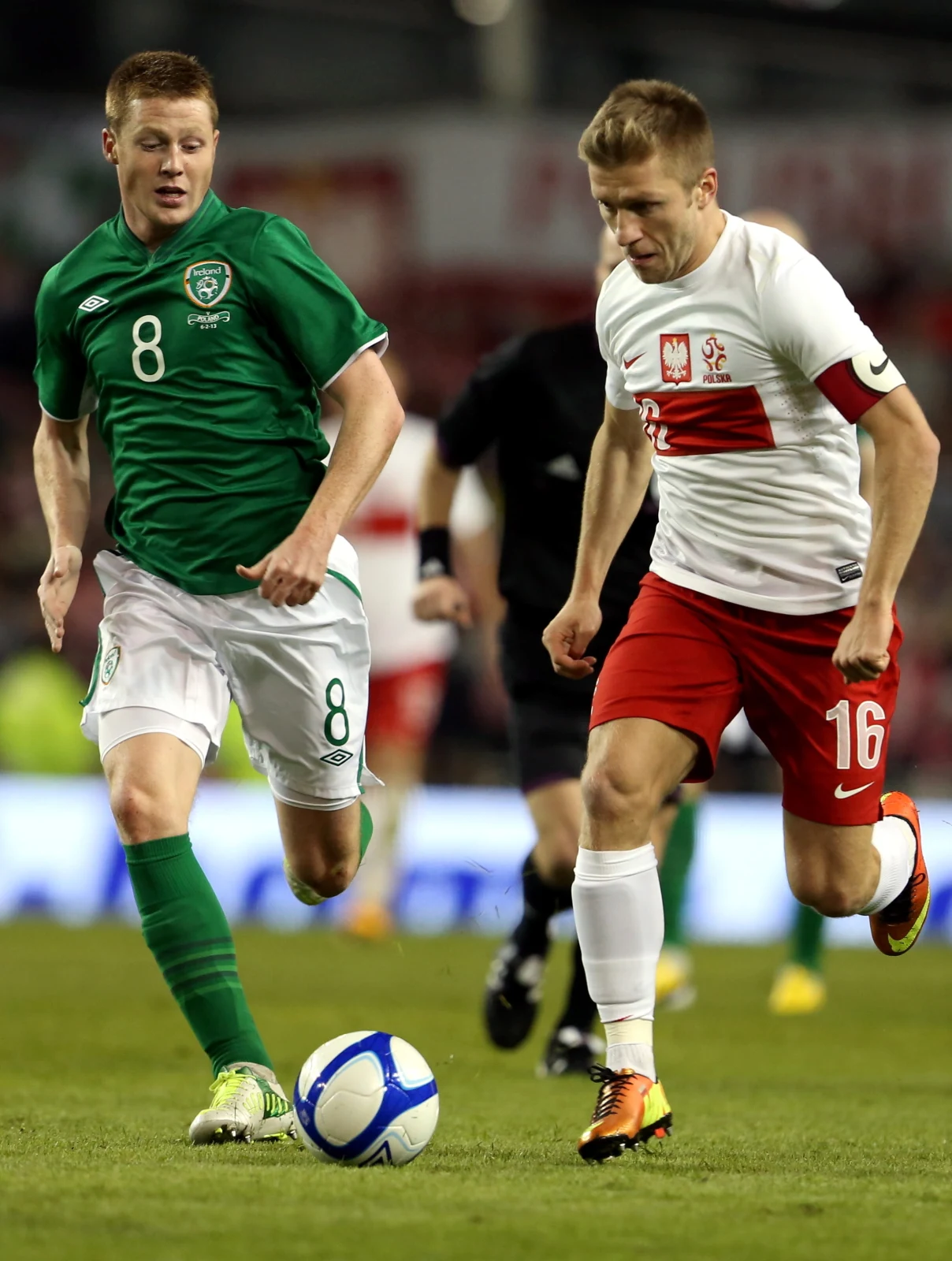 Polscy piłkarze przegrali w towarzyskim meczu w Dublinie z Irlandią 0-2 Polscy piłkarze przegrali w towarzyskim meczu w Dublinie z Irlandią 0-2