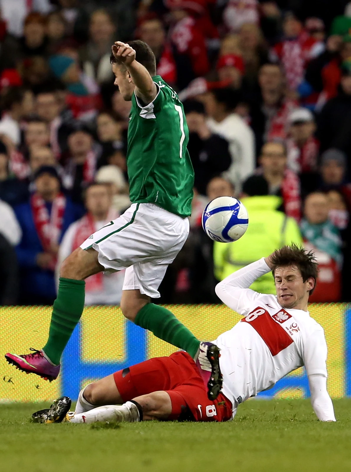 Polscy piłkarze przegrali w towarzyskim meczu w Dublinie z Irlandią 0-2 Polscy piłkarze przegrali w towarzyskim meczu w Dublinie z Irlandią 0-2