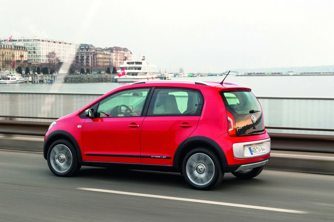 Volkswagen Cross up! Volkswagen Cross up!