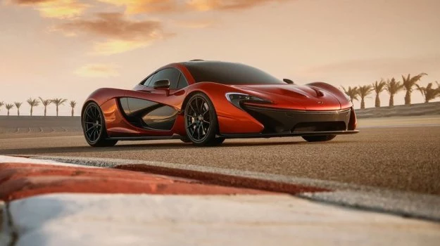 McLaren P1 (2013)