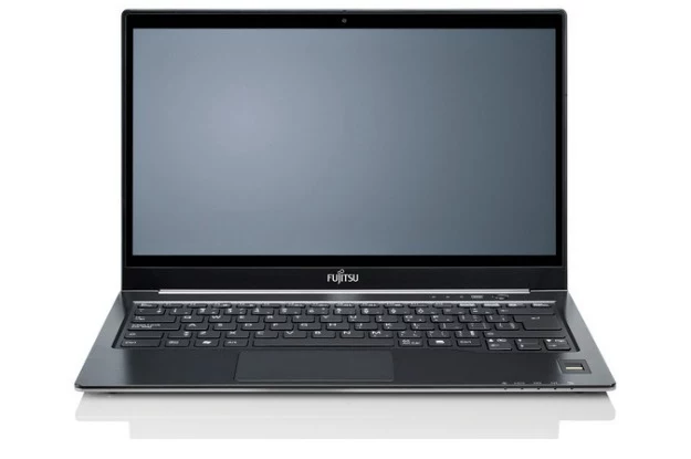 Fujitsu Lifebook U772 prezentuje się naprawdę dobrze