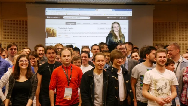 Wszystkie biorące udział w Startup Weekend zespoły - zdobywcą I miejsca został projekt Contentino, czyli pomysł na system płatności za materiały umieszczane w internecie (wariacja na temat paywalla)