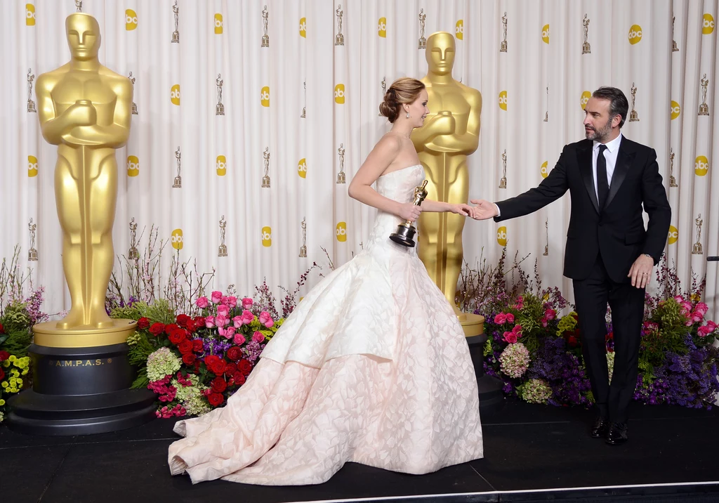 Jennifer Lawrence podczas 85. gali wręczenia Oscarów Jennifer Lawrence podczas 85. gali wręczenia Oscarów